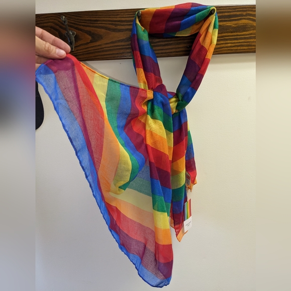 NWT WOKEN RAINBOW SCARF - Picture 3 of 7